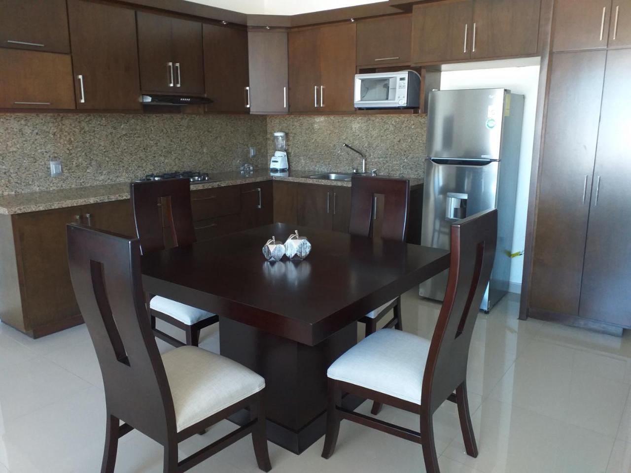 Renta Vacacional A 2 Cuadras De La Playa O Malecon De Mazatlan Apartment ภายนอก รูปภาพ